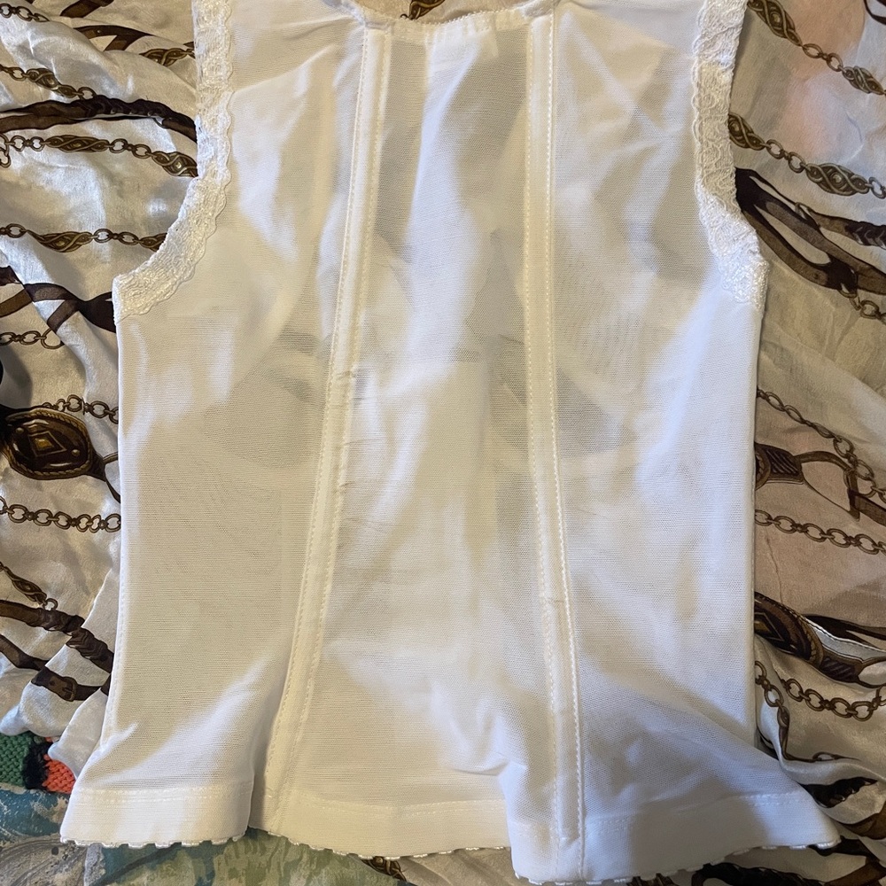 Jeunique Bras - Picture 12 of 13